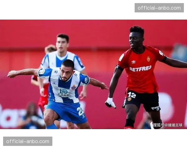 阿拉维斯2-2战平奥萨苏纳，西甲第30轮上演进球大战